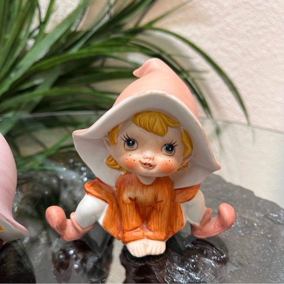 🌸Vintage🌸 Vintage Hand Painted Homco Porcelain Pixie Elf Figurines - Picture 7 of 9